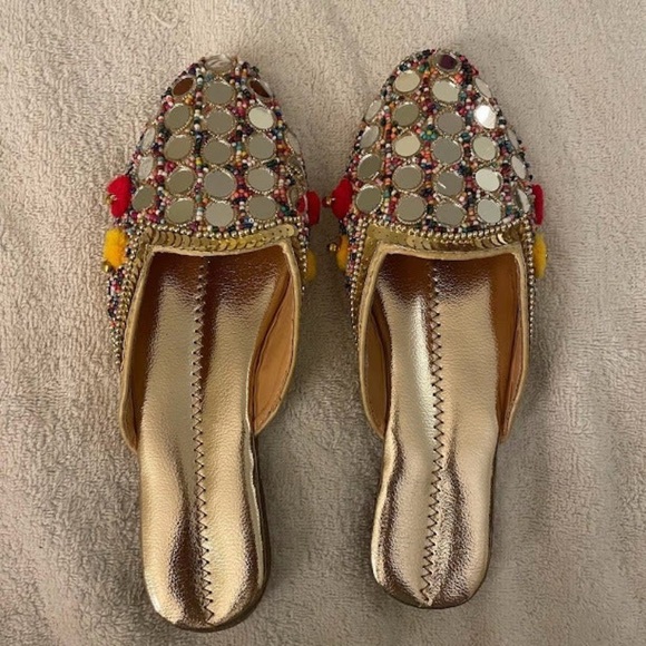 Gold Pakistani / Indian Ethnic Jutti Mules - Size 8 - 8.5 US - Picture 6 of 7